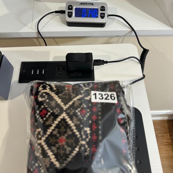 Nomadic Traders Sweater Vest Womens M Black White Nordic Buttons Knit Snowflake - Picture 13 of 13